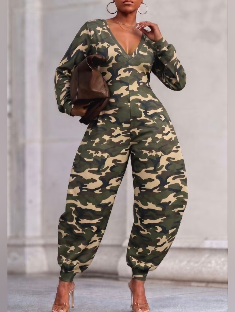 Women's Camo Jumpsuit, V-Neck Long Sleeve Loose Jogger Style One Piece Outfit